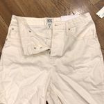 Urban Outfitters BDG NWT 90’s White Long Inseam Shorts Size 30 Photo 3