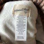 Universal Threads NWT Women's winter hat Photo 2