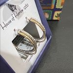 House of Harlow 1960 | Two Photo 2