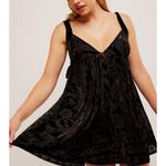 Free People NWT  Snow Angel Mini Slip/Black Combo Photo 3