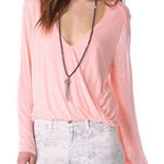 Blue Life  Top‎ Photo 0