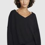 Nike  Yoga Black Luxe Fleece Long Sleeve V-Neckline Pullover Top Size xs Photo 0