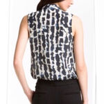 Theory 𝅺EUC  Moha abstract clouds silk top sz medium Photo 0