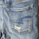 American Eagle  Women's 5.5" Distressed‎ Eyelet Pockets Denim Shorts Size 6 Photo 4