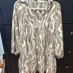 Beige and white zebra print dress Tan Size M Photo 0