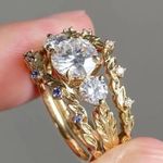 Golden Tone Ring with Diamond Inlaid Size 7 Gold Photo 1