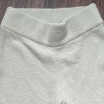 L'Academie L’ACADEMIE Aarya Knit Pant in Moss Gray Photo 2