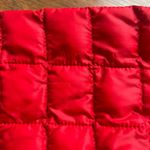 The North Face TNF Thermoball Parka Red XS Athlete US Flag Patch Star Print Photo 8