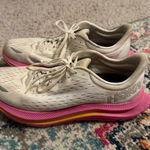 Hoka  Shoes Photo 0