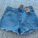 Levi’s 501 Shorts Photo 0