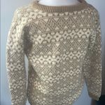 Vintage Heirlooms 100% Wool Sweater Cream and Tan Patterned Sweater Photo 5