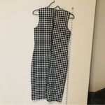 Kardashian Kollection Corporate Fitted Dress. Pencil mouth shape. Size: M. Photo 1