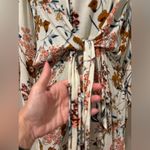 Willow + Root  Floral Keyhole Tunic Top from Buckle Photo 6