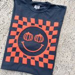 Comfort Colors Puffed pumpkin tee shirt Photo 1