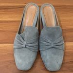 Vionic Plaza Presley Bow Gray Suede Heeled Mules Slip On Women’s Shoes Size 7.5 Photo 5
