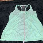 Old Navy Women’s Workout Outfit. Racerback and Cropped Leggings Geometric Small Photo 8