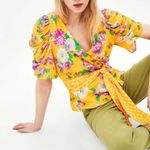 ZARA  Floral Print Puff Sleeve V-Neck Faux Wrap Blouse Yellow Multi Size Medium Photo 2