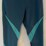 Nike Women's DRI FIT Running Size Small Athletic Work-Out Pants Turquoise Capri Photo 0