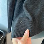 Lululemon  Cabin Yogi Wrap
Heathered Black / Black Photo 10