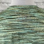 Under Armour Woman S v-neck Longsleeve green multi color stripe athletic top Photo 4