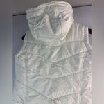American Eagle Outfitters XS Padded Vest Hoodie Jacket with Faux Fur in White Photo 5