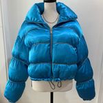 Poster Girl | Wild Charms Puffer shiny blue Photo 1