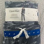 Calvin Klein 2 Piece pajama set long sleeve Henley Top Fleece Pants Stretch Large Photo 4