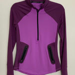 Under Armour  Pullover‎ size small Photo 0