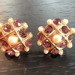 Vintage Purple,Gold and pearl screw back earrings Photo 0