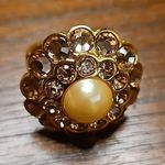 St. John 💕💕 Statement Cocktail Ring ~ Imitation Pearl Gold Jewels 8 NWOT Photo 4