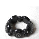 Source Unknown Vintage Cottagecore Black Acylic Dotted Circles/Lava Beads 7.5" Stretch Bracelet Photo 1