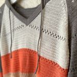 Beach bonfire hoodie‎ crochet style long sleeve hooded v neck size small Photo 3