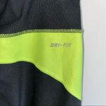 Nike  Dri Fit cropped leggings - black/green Photo 8