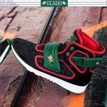 Vlado Atlas III high Photo 3