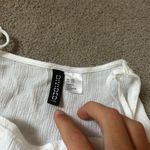 H&M cute white tank top Photo 3