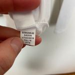 Athleta Essence Women's L White Semi Fit Long Sleeve Top Style 384298 Work Out Photo 4