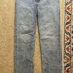 Abercrombie & Fitch (NWOT)  Ultra High Rise 90s Straight Jean- Light w Vent Hem Photo 3