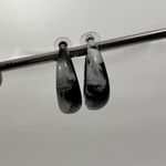 Earrings Swirl Hoops in Black, White, and Gray Photo 3