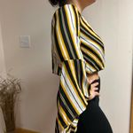 Black And White Cropped Flare Sleeve Blouse Yellow Size M Photo 1