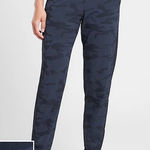 Athleta Brooklyn Ankle Pants Navy Blue Camouflage Print Photo 0