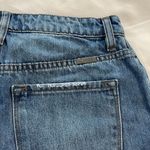 NWT‎ Kancan The Eleni Distressed Mom Jean Shorts Size 26 Medium Wash Denim Blue Photo 5