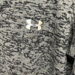 Under Armour Black HeatGear Top Photo 3