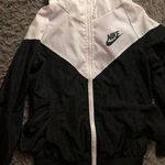 Nike Windbreaker Zipup Photo 0