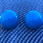 Vintage 80s Azure Blue Round Metal Clip On Earrings Enamel 3/4” Wide 1/4” Deep Photo 4