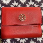 Tory Burch  red wallets Photo 0