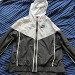 Nike Women’s Sportswear Windbreaker Photo 0