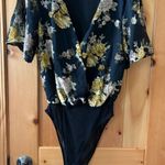 ASTR The Label Womens Body Suit Short Sleeve V Neck Floral Med Velvet Burnout Photo 5