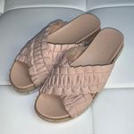 1. State | Salyn Sandals Photo 0