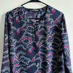 EXPRESS  size L cloud print long-sleeve blouse high-low hem Photo 3