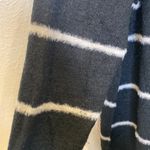 EVRI Black & White Striped Pullover Crew Neck Sweater Sz 3X Metallic Sparkles Photo 3